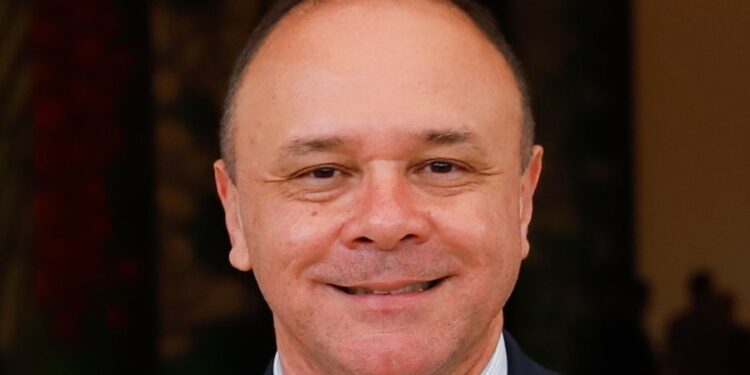 Prefeito do PL vê denúncia ressurgir após mudança temporária no comando da PGJ