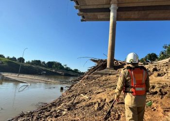 Ponte de R$ 36 milhões desaba e deixa quatro feridos no Acre